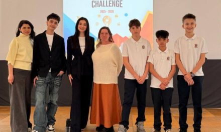 Elevi British International School din Timișoara premiați în competiții naționale de antreprenoriat pentru soluții dedicate sănătății
