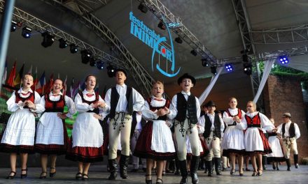 Timișoara redevine capitala folclorului mondial – CCMT organizează cea de-a XXXV-a ediție a Festivalului Inimilor