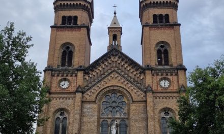 Miruiri în Dieceza Timișoara: E.S. Iosif Csaba Pál, episcop diecezan va conferi Sf. Sacrament